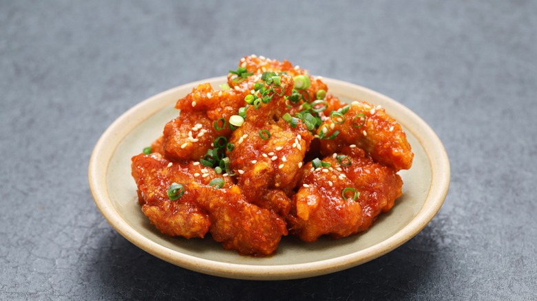 Korean yangnyeom-tondak dhicken
